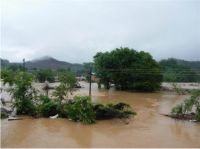 水災(zāi)無情，人間有愛